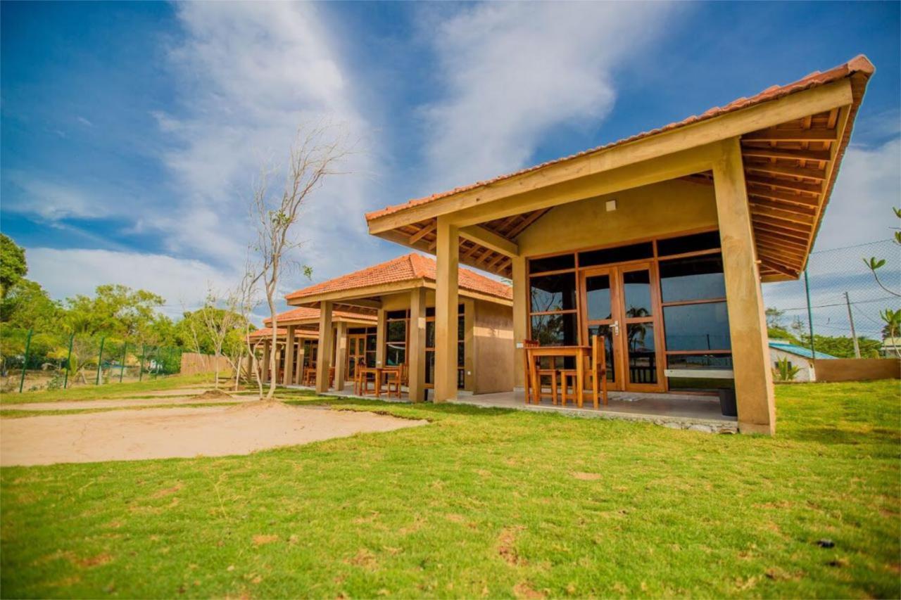 Nikara Nature Resort 아루감 베이 외부 사진