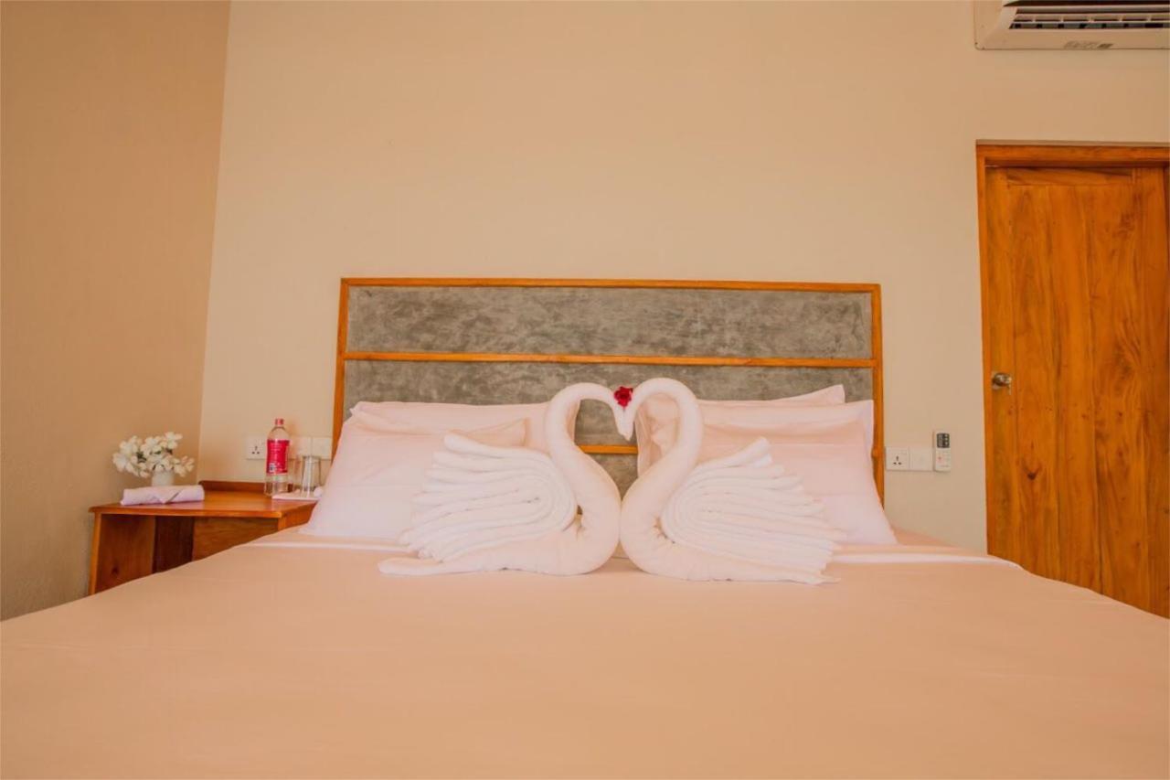 Nikara Nature Resort 아루감 베이 외부 사진